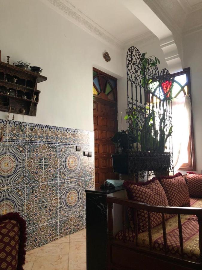 Appartement Meuble 5 Personnes En Plein Centre Ville Rabat Exteriér fotografie