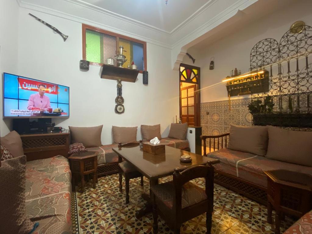 Appartement Meuble 5 Personnes En Plein Centre Ville Rabat Exteriér fotografie